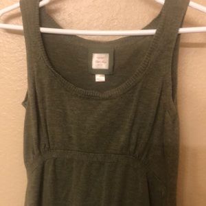 $3 or FREE: Sleeveless Old Navy Top - M